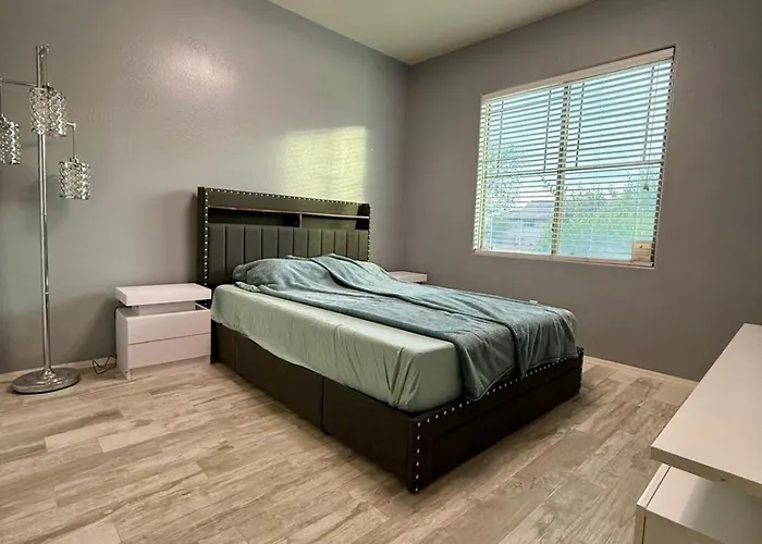 Perfect 1-level, 4-bedroom House In Avondale, Az Holiday home Avondale