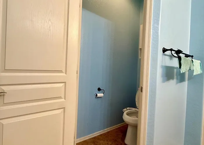 Holiday home Perfect 1-level, 4-bedroom House In Avondale, Az