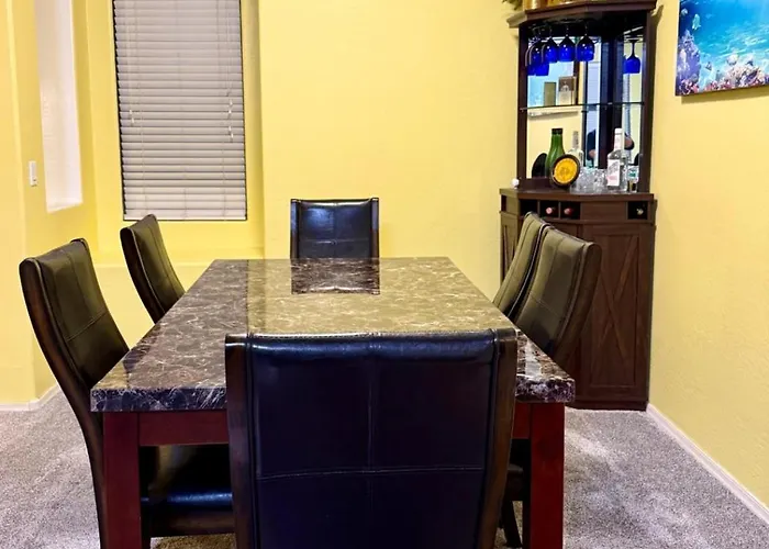 Holiday home Perfect 1-level, 4-bedroom House In Avondale, Az